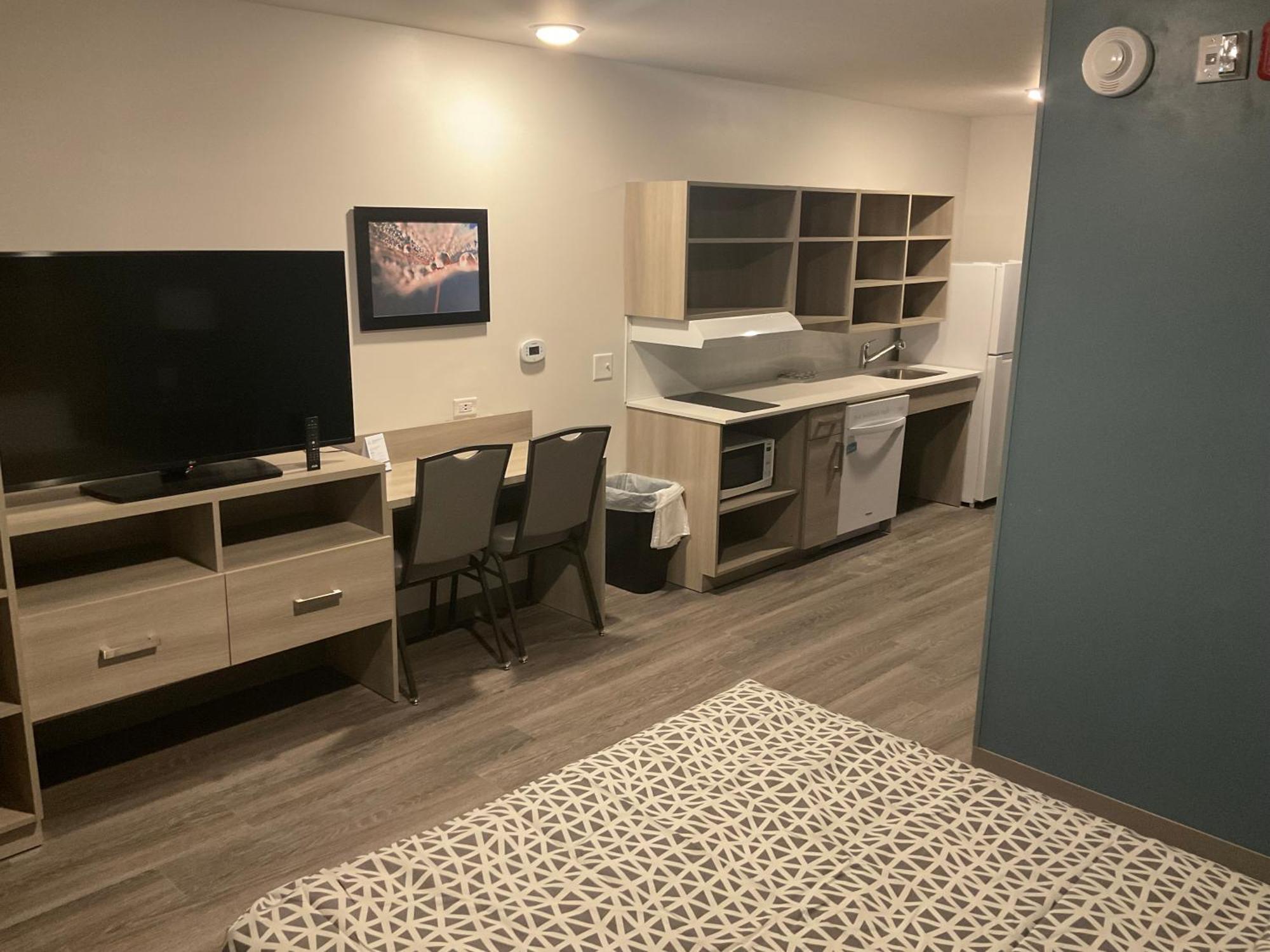 Woodspring Suites Knoxville - Cedar Bluff Room photo