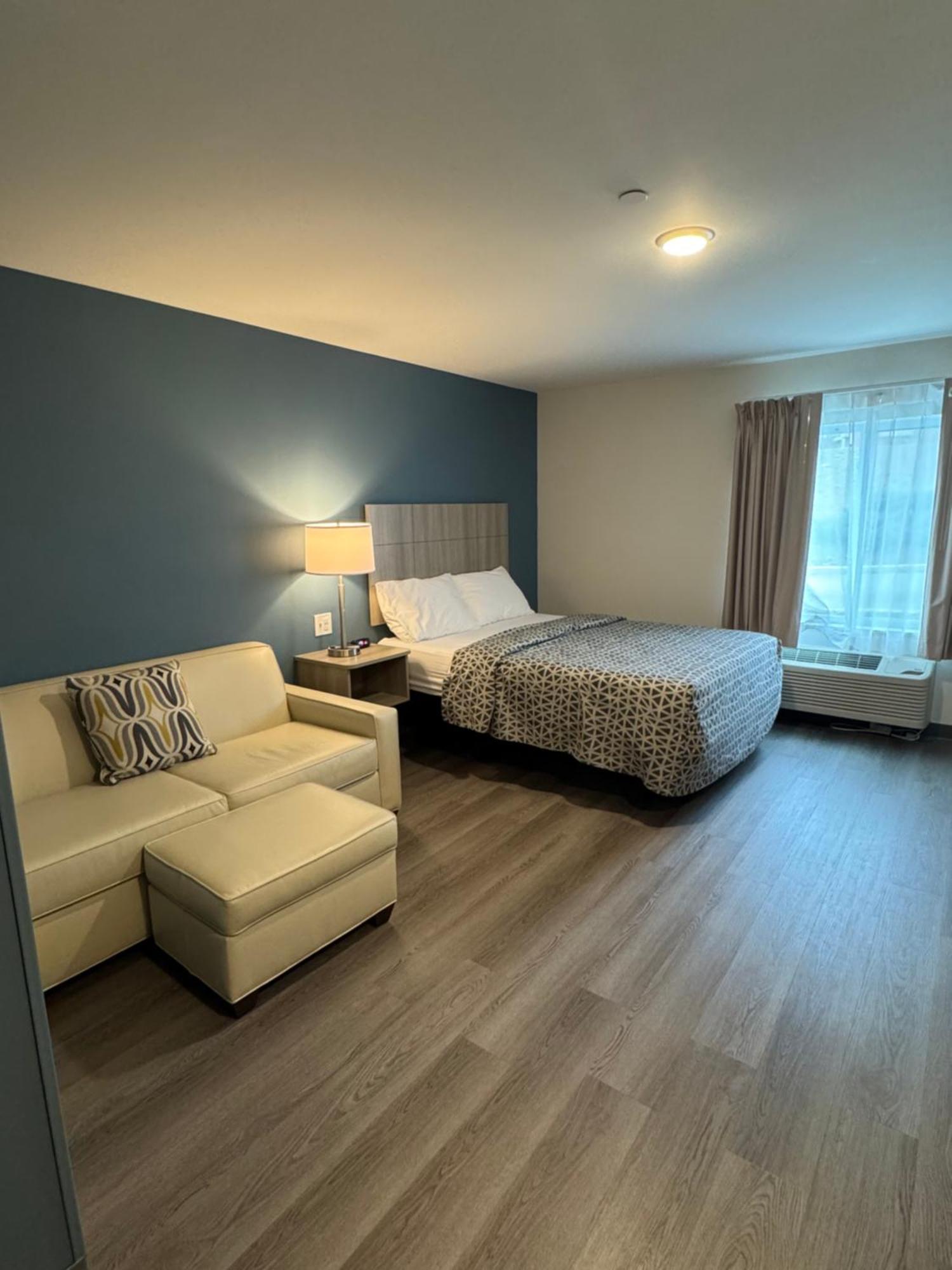 Woodspring Suites Knoxville - Cedar Bluff Exterior photo