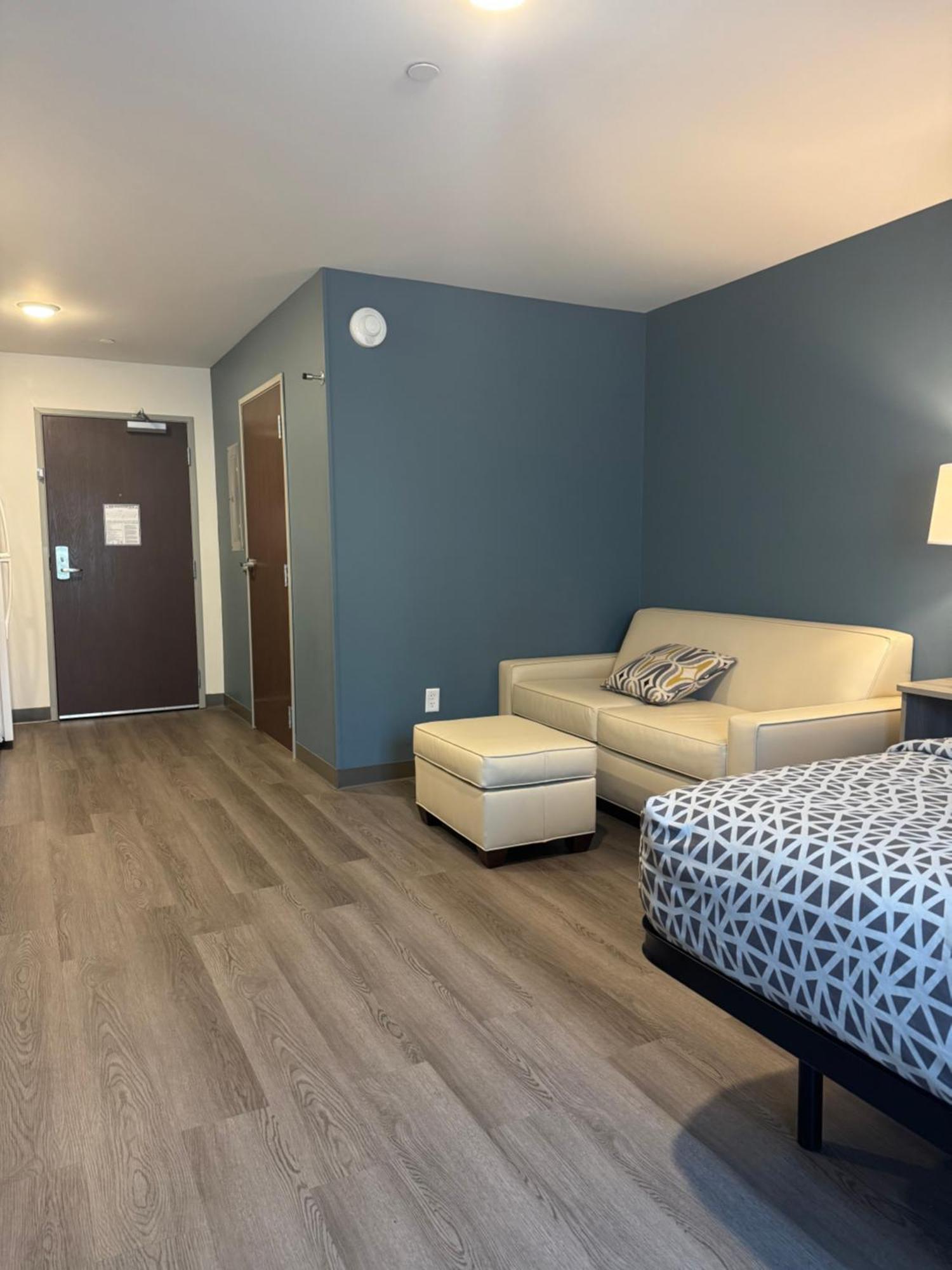Woodspring Suites Knoxville - Cedar Bluff Exterior photo
